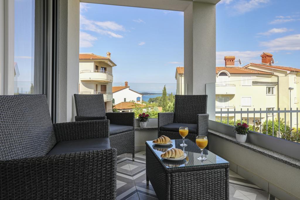Apartments Lapis بريمونتيرا المظهر الخارجي الصورة